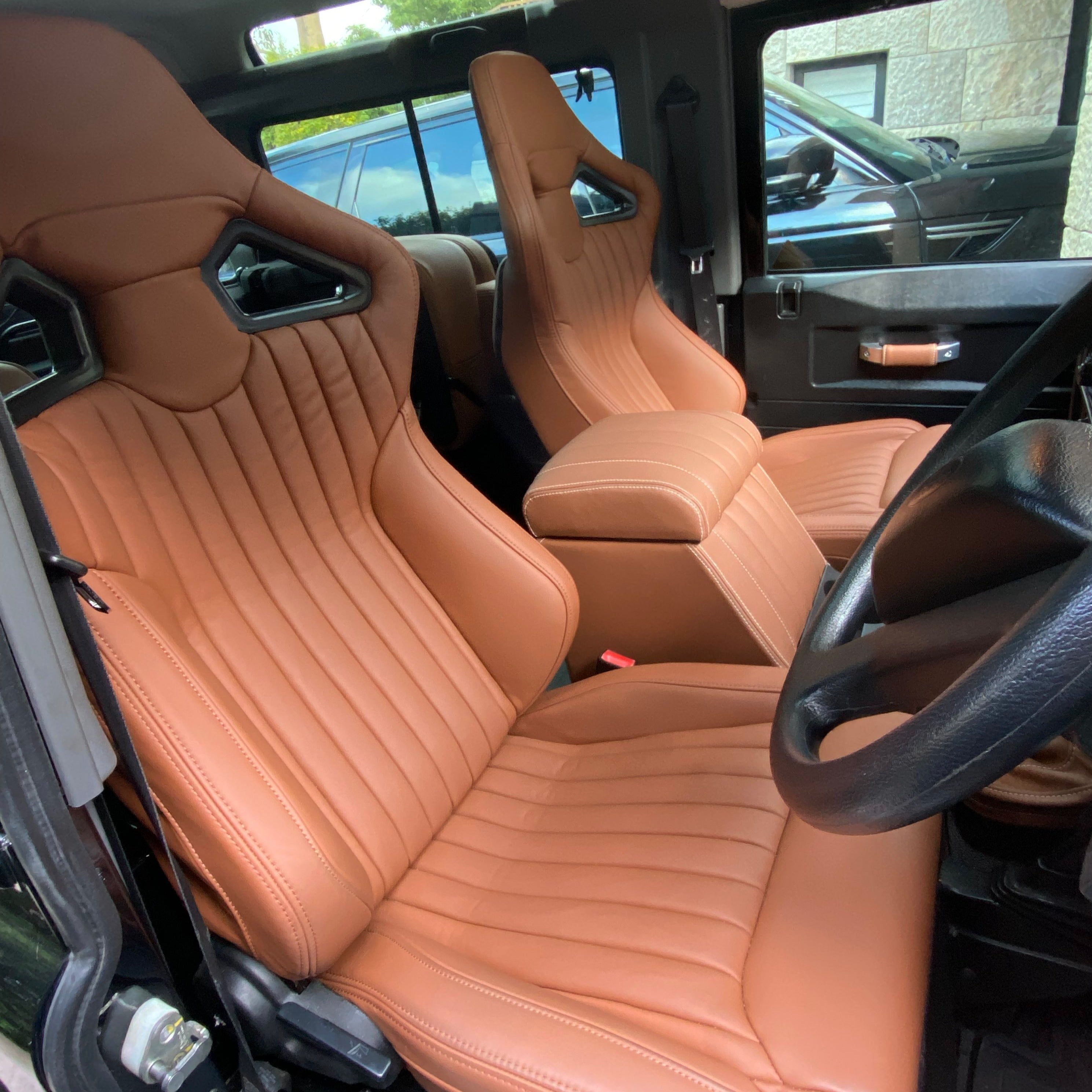 Land Rover Defender Bucket Seats Leather Five Seats and Cubby - Land Rover Defender 110 – Aussie Defender
